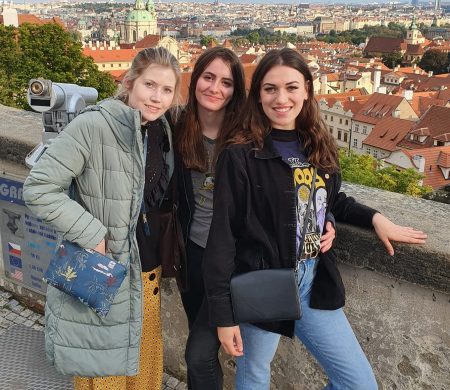 teach English in Prague